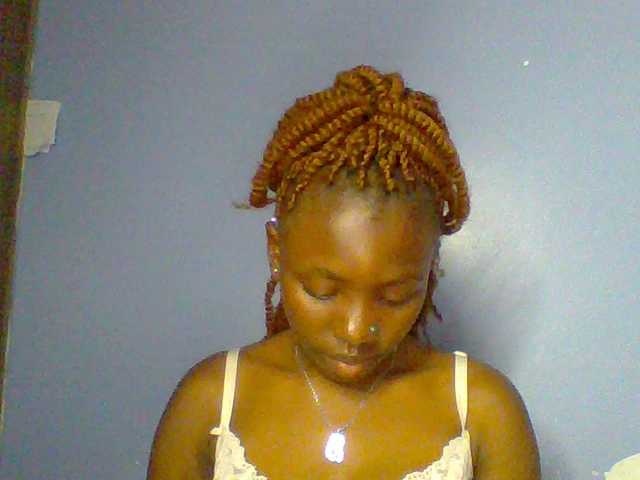 chocolate-brownie live cam on BongaCams