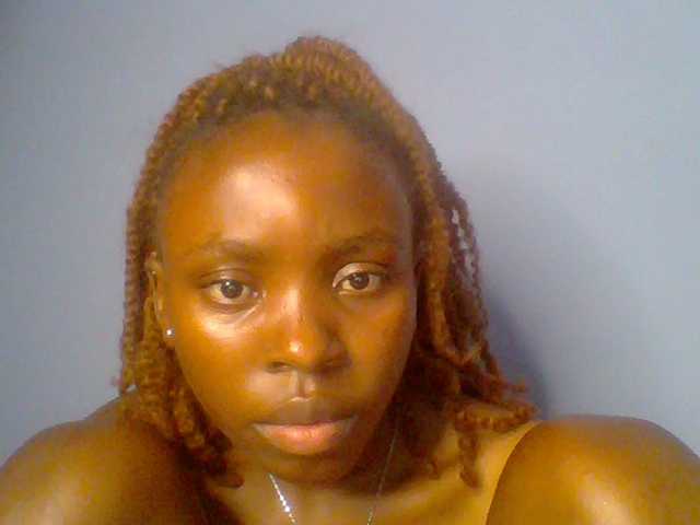 chocolate-brownie live cam on BongaCams