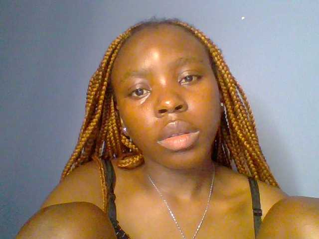 chocolate-brownie live cam on BongaCams