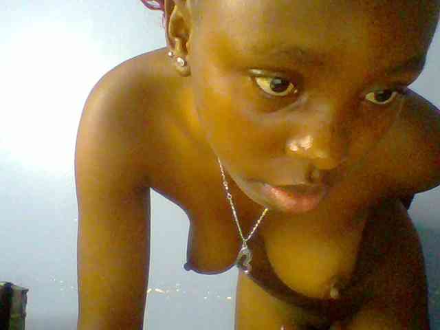 chocolate-browni... Live Webcam on BongaCams