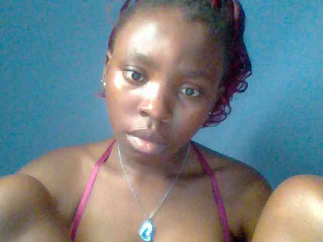 chocolate-browni... Live Webcam on BongaCams
