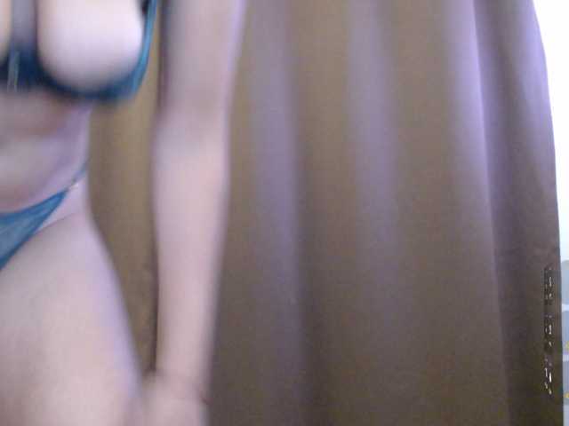 AriaShy live cam on BongaCams