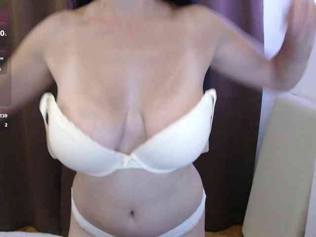 AriaShy webcam