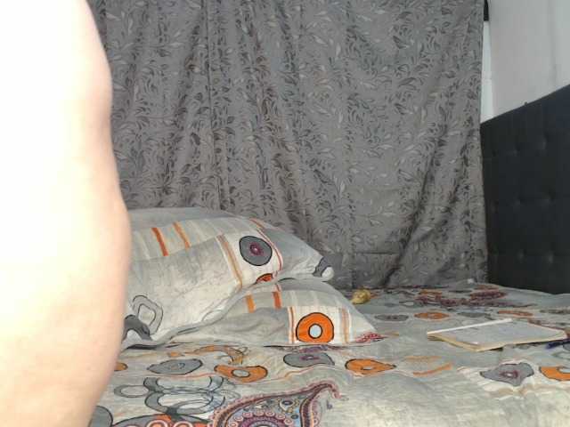 soe-lara live webcam show