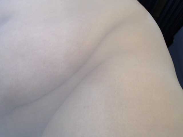 soe-lara live cam on BongaCams