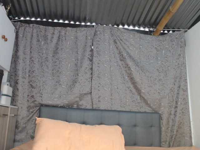 soe-lara live cam on BongaCams