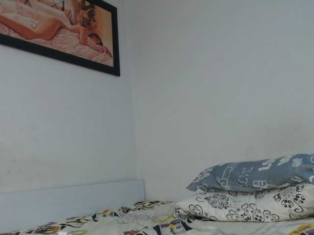 soe-lara live cam on BongaCams