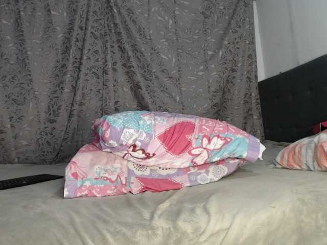 soe-lara live cam on BongaCams