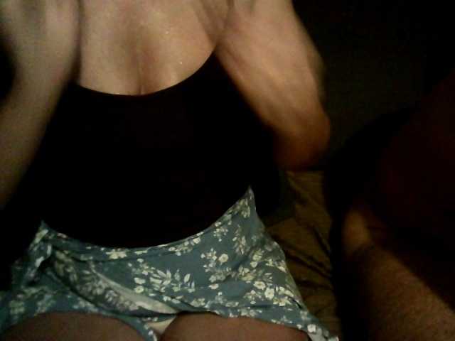 On-i-Ona live cam on BongaCams