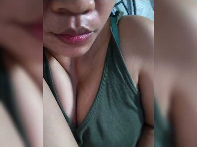 Pretty30's BongaCams show and profile