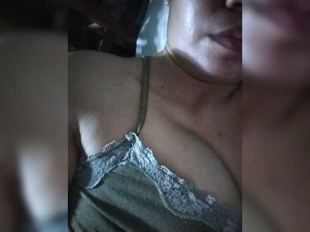 Pretty30 live cam on BongaCams