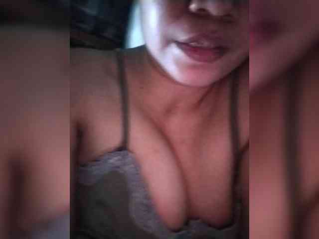 Pretty30 webcam