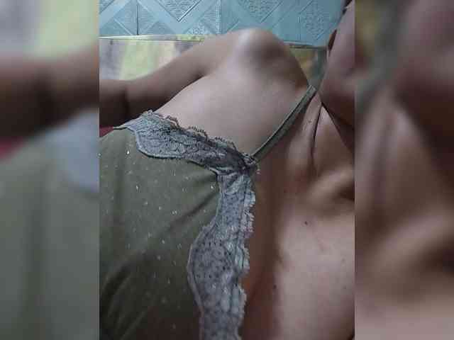 Pretty30 webcam