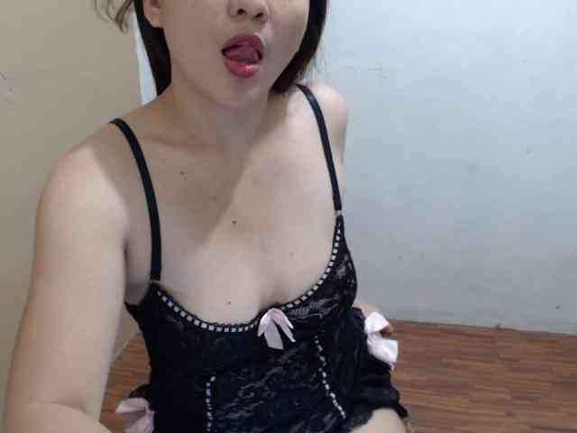simplyhot1y webcam