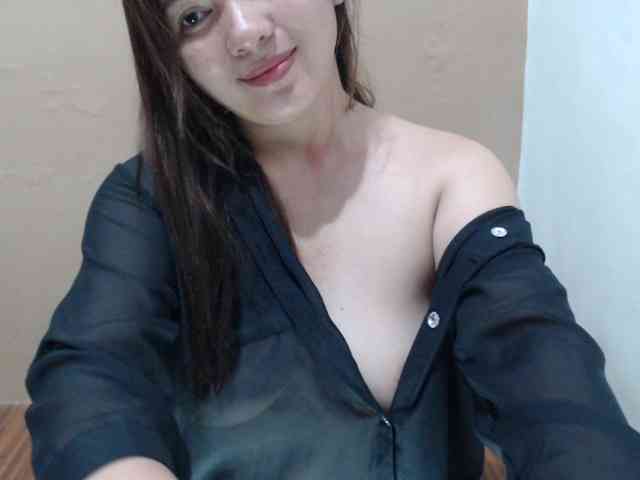 simplyhot1y webcam