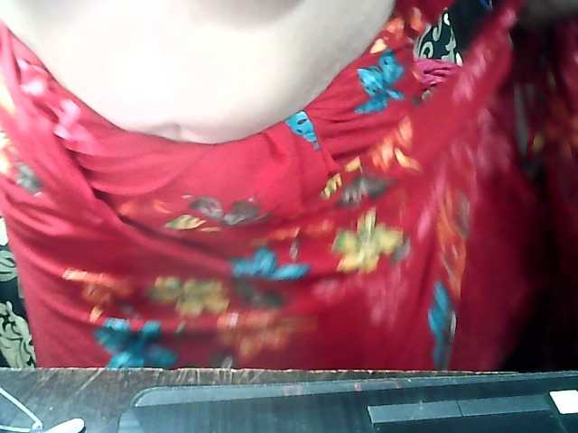 Indianbhabhimilf40 Live Cam on BongaCams