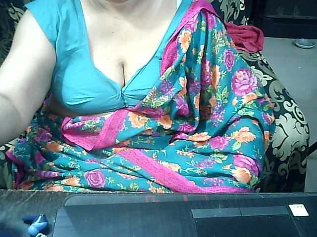 Preview of indianbhabhimilf40