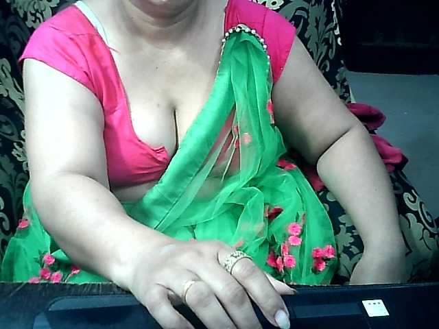 indianbhabhimilf40 cam belle