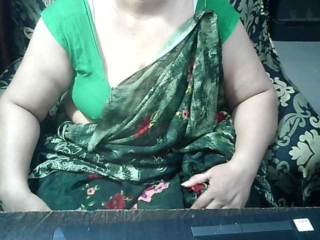 Indianbhabhimilf40 Live Cam pe BongaCams