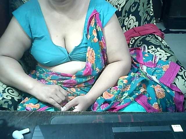 indianbhabhimilf40 live sex show