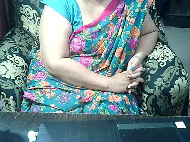 Indianbhabhimilf40 webcam