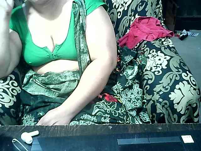 Indianbhabhimilf40 webcam