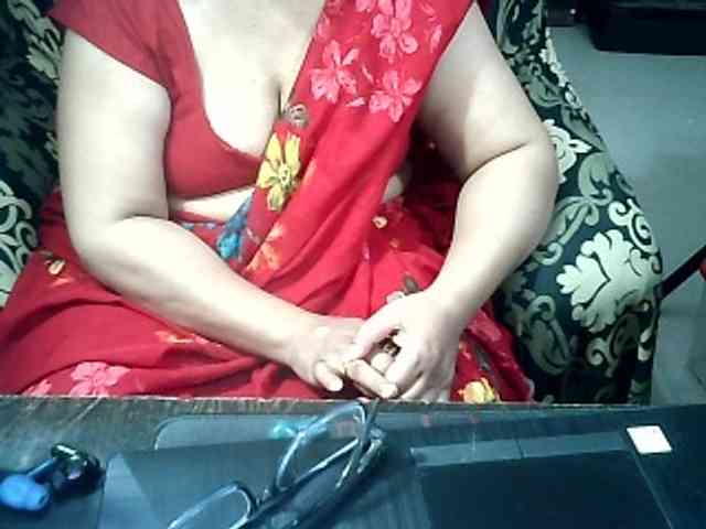 Indianbhabhimilf40 webcam