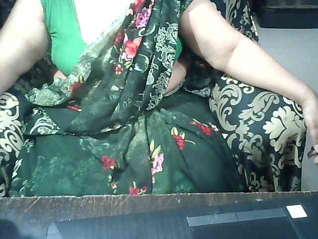Indianbhabhimilf40 webcam
