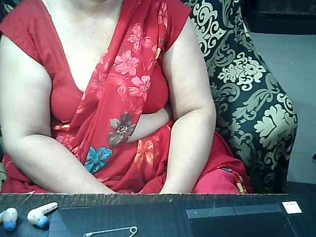 Indianbhabhimilf... Live Webcam on BongaCams