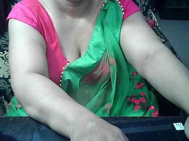 Indianbhabhimilf40 webcam