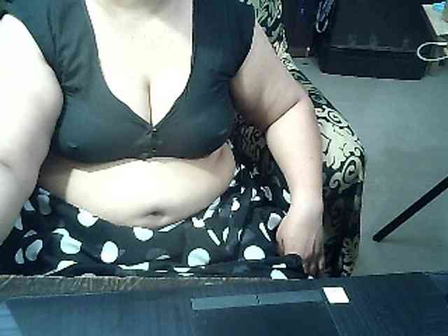 Indianbhabhimilf40