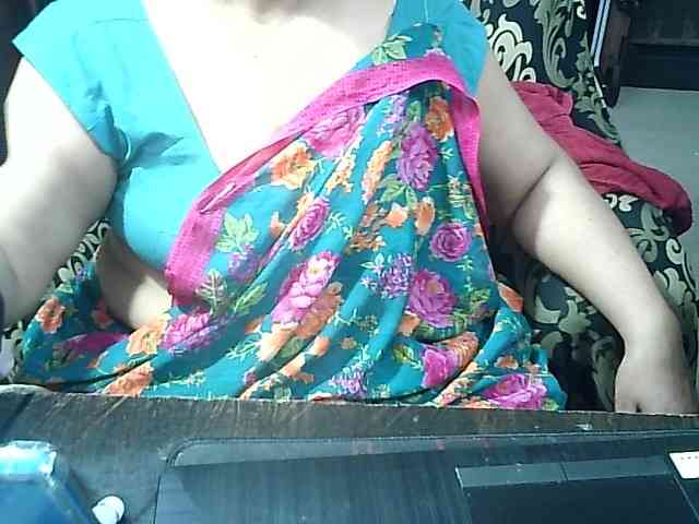 Indianbhabhimilf40 webcam