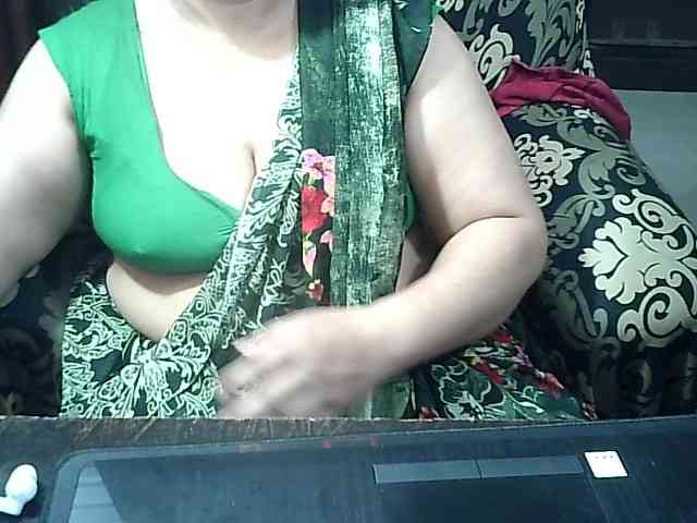 Indianbhabhimilf40 webcam