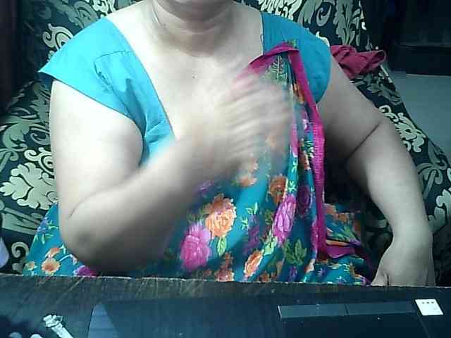 Indianbhabhimilf40 webcam