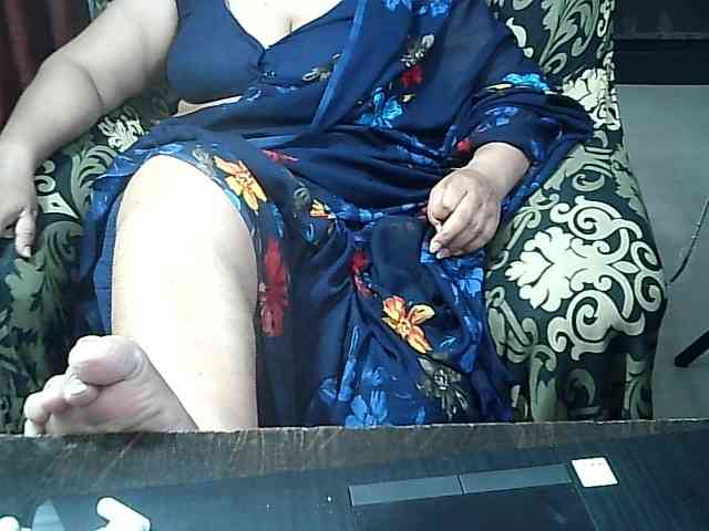 Indianbhabhimilf40 webcam