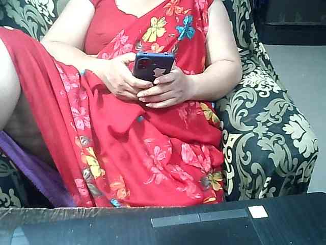 Indianbhabhimilf40 webcam