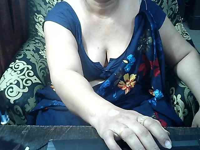 Indianbhabhimilf40 webcam