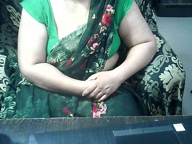 Indianbhabhimilf40 webcam