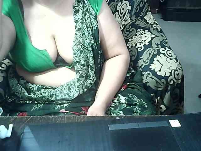Indianbhabhimilf40 webcam
