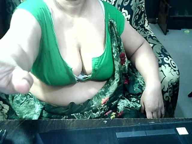 Indianbhabhimilf40 webcam