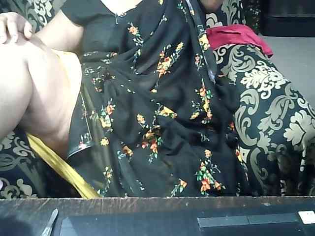 Indianbhabhimilf40 webcam