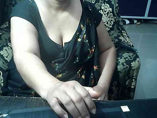 Indianbhabhimilf40