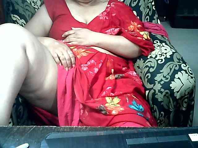 Indianbhabhimilf40 webcam