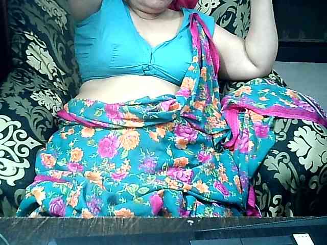 Indianbhabhimilf40 webcam