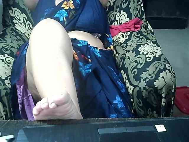 Indianbhabhimilf40 webcam