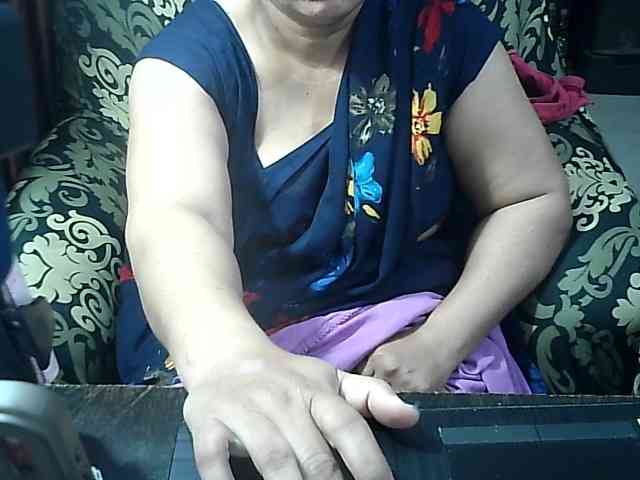 Indianbhabhimilf40 webcam