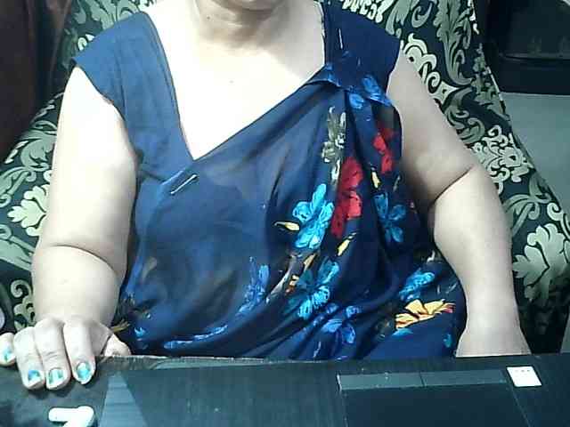 Indianbhabhimilf40 webcam