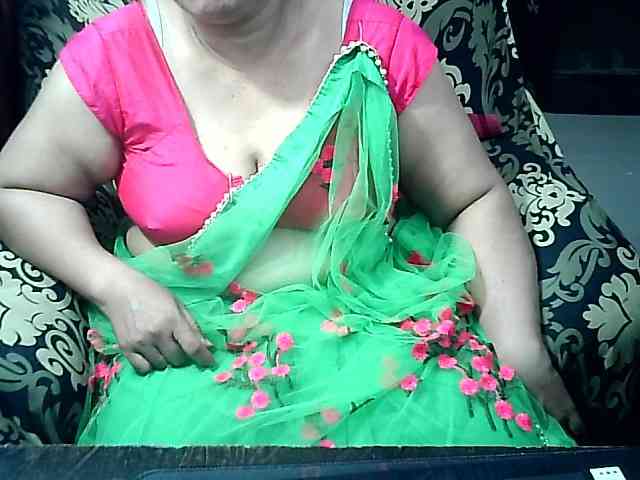 Indianbhabhimilf40 webcam