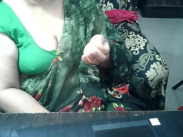 Indianbhabhimilf40 webcam