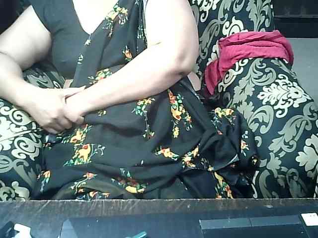 Indianbhabhimilf40 webcam
